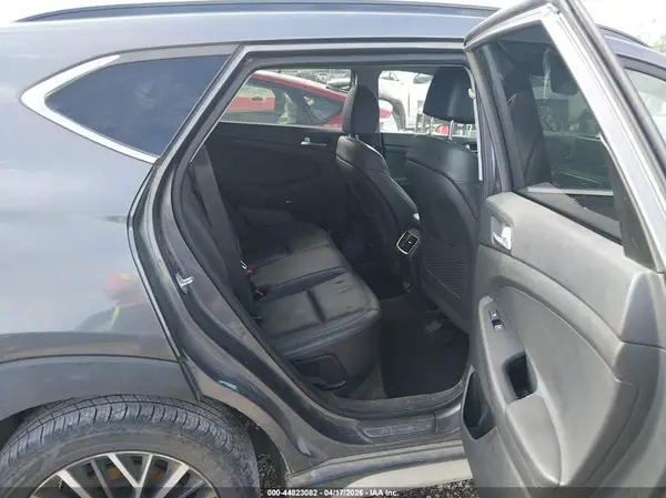 KM8J3CAL5LU127678 2020 HYUNDAI TUCSON - Image 8