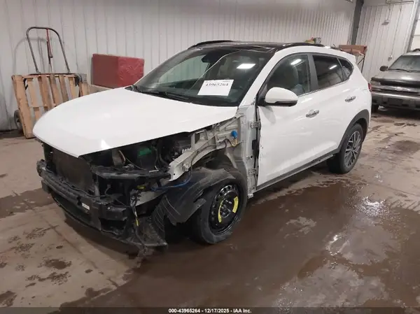 KM8J3CAL5LU180817 2020 HYUNDAI TUCSON - Image 2