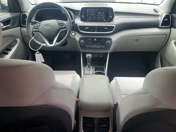 KM8J3CAL5LU183569 2020 HYUNDAI TUCSON - Image 8