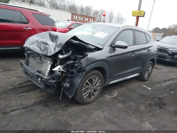 KM8J3CAL5LU201777 2020 HYUNDAI TUCSON - Image 2