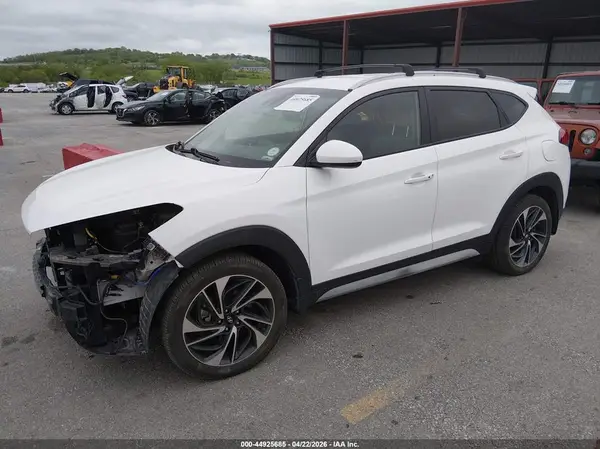 KM8J3CAL5LU266631 2020 HYUNDAI TUCSON - Image 2