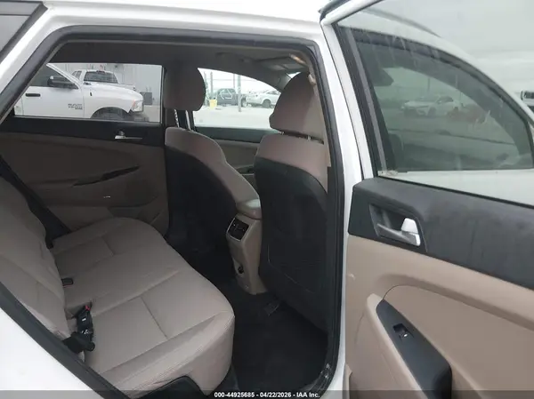 KM8J3CAL5LU266631 2020 HYUNDAI TUCSON - Image 8