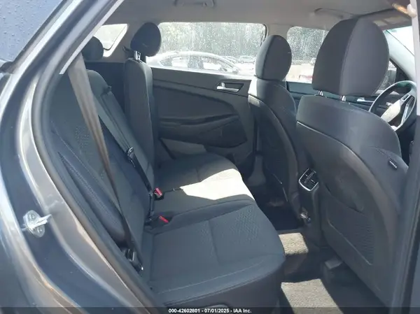 KM8J3CAL5MU299162 2021 HYUNDAI TUCSON - Image 8