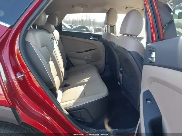 KM8J3CAL5MU412270 2021 HYUNDAI TUCSON - Image 8