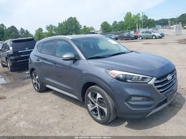 KM8J3CAL6JU741135 2018 HYUNDAI TUCSON - Image 1