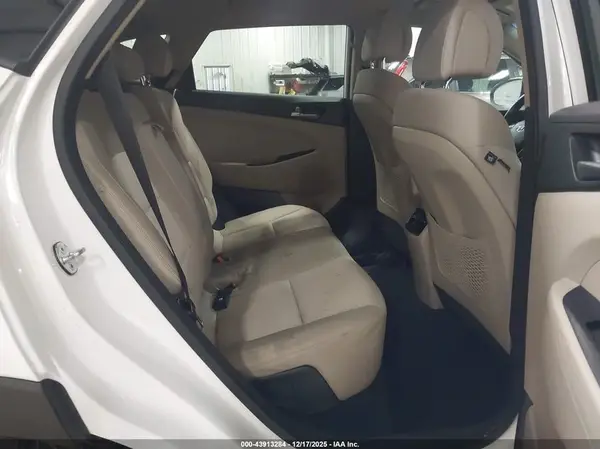 KM8J3CAL6JU746612 2018 HYUNDAI TUCSON - Image 8