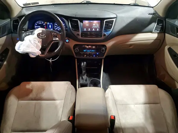 KM8J3CAL6JU754662 2018 HYUNDAI TUCSON - Image 8