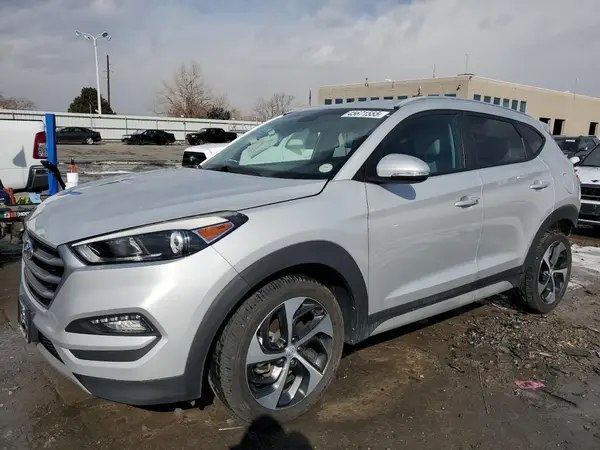 KM8J3CAL6JU774880 2018 HYUNDAI TUCSON - Image 1