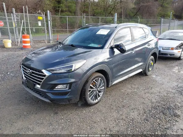 KM8J3CAL6KU042315 2019 HYUNDAI TUCSON - Image 2