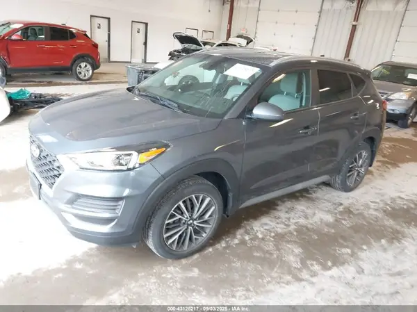 KM8J3CAL6KU845786 2019 HYUNDAI TUCSON - Image 2