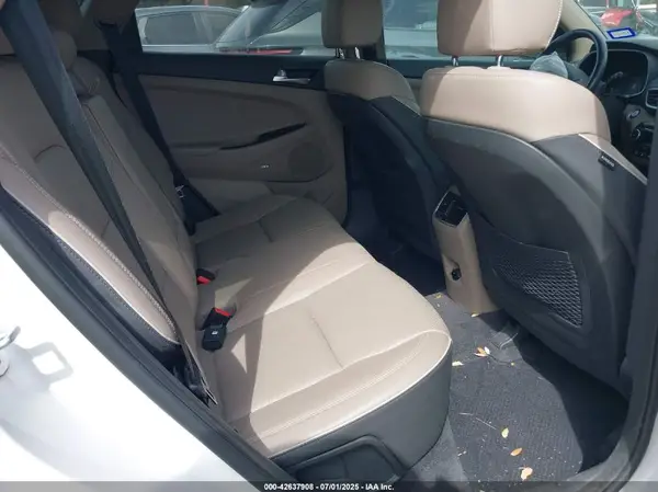 KM8J3CAL6KU882725 2019 HYUNDAI TUCSON - Image 8