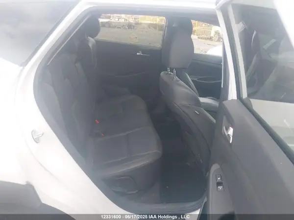 KM8J3CAL6KU910684 2019 HYUNDAI TUCSON - Image 8
