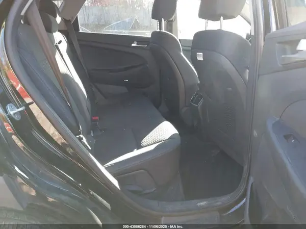 KM8J3CAL6MU320178 2021 HYUNDAI TUCSON - Image 8