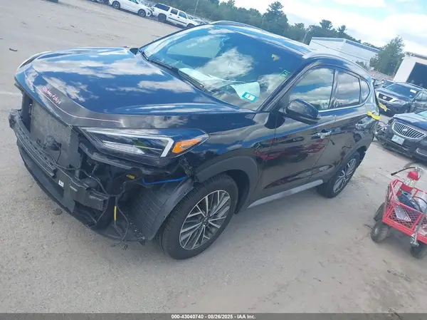 KM8J3CAL6MU322576 2021 HYUNDAI TUCSON - Image 2
