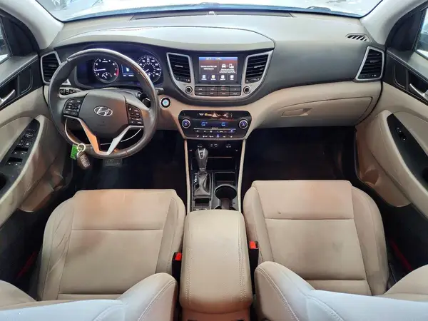 KM8J3CAL7JU696674 2018 HYUNDAI TUCSON - Image 8