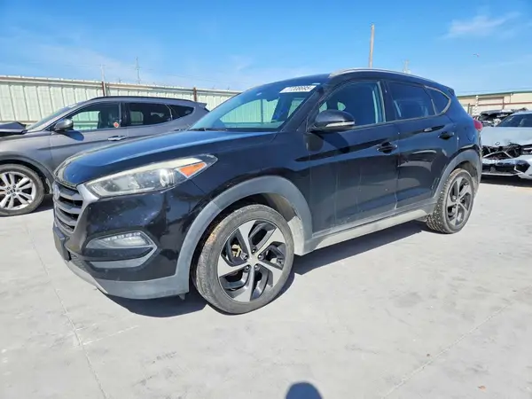 KM8J3CAL7JU741922 2018 HYUNDAI TUCSON - Image 1