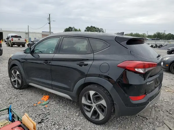KM8J3CAL7JU745386 2018 HYUNDAI TUCSON - Image 2