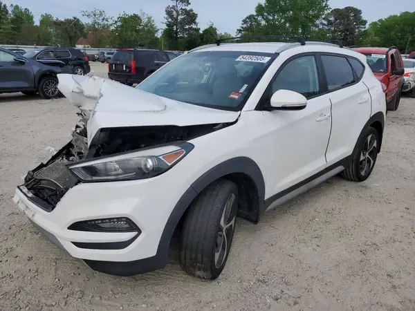 KM8J3CAL7JU752175 2018 HYUNDAI TUCSON - Image 1