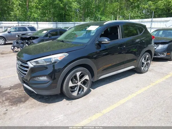 KM8J3CAL7JU756615 2018 HYUNDAI TUCSON - Image 2