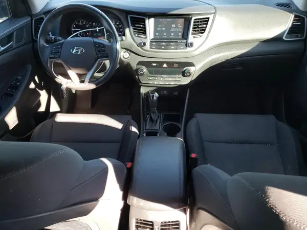 KM8J3CAL7JU762737 2018 HYUNDAI TUCSON - Image 8