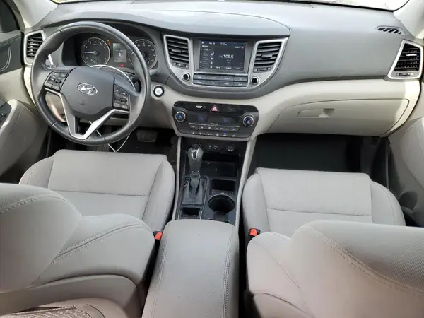 KM8J3CAL7JU770398 2018 HYUNDAI TUCSON - Image 8