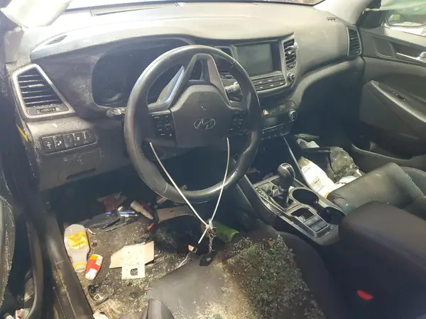 KM8J3CAL7JU790697 2018 HYUNDAI TUCSON - Image 8