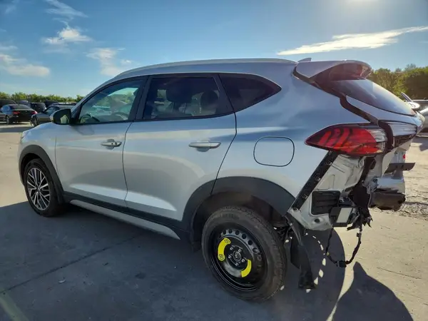 KM8J3CAL7KU972594 2019 HYUNDAI TUCSON - Image 2