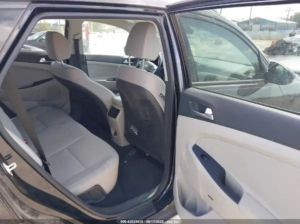 KM8J3CAL7LU125866 2020 HYUNDAI TUCSON - Image 8