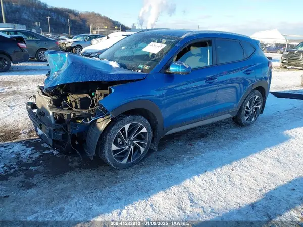 KM8J3CAL7LU270972 2020 HYUNDAI TUCSON - Image 2