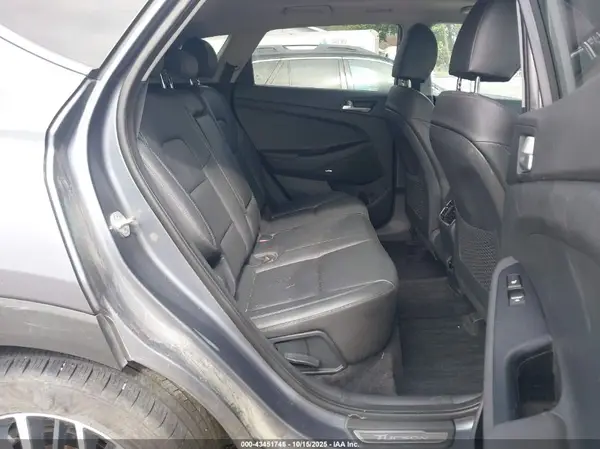 KM8J3CAL7MU295243 2021 HYUNDAI TUCSON - Image 8