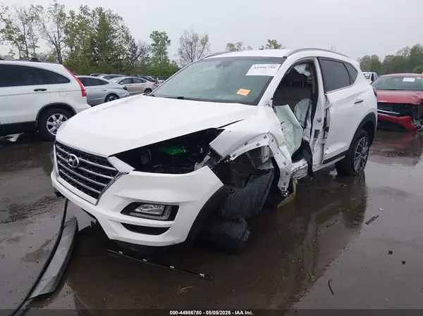 KM8J3CAL7MU316768 2021 HYUNDAI TUCSON - Image 2