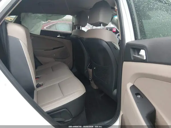 KM8J3CAL7MU316768 2021 HYUNDAI TUCSON - Image 8