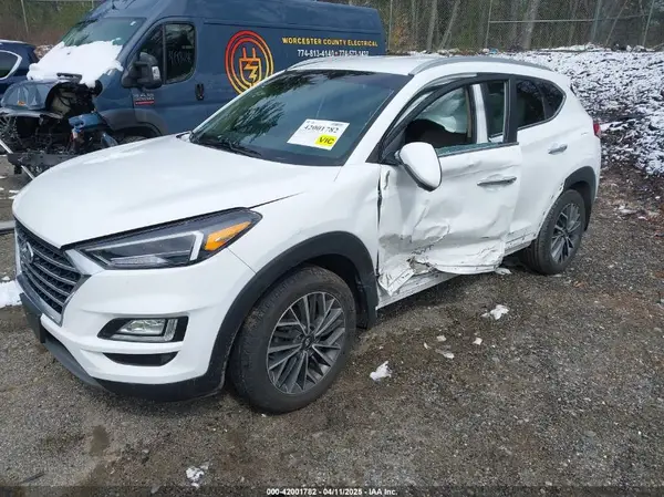 KM8J3CAL7MU356638 2021 HYUNDAI TUCSON - Image 2