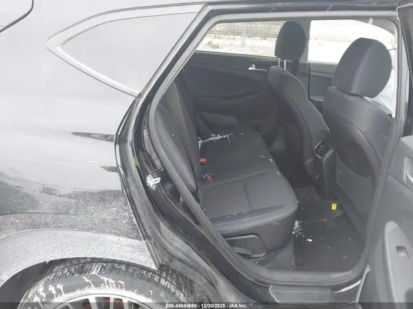 KM8J3CAL7MU360169 2021 HYUNDAI TUCSON - Image 8