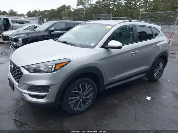KM8J3CAL7MU372161 2021 HYUNDAI TUCSON - Image 2