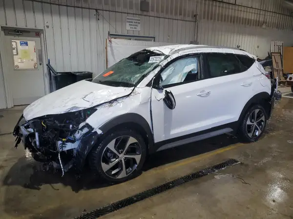 KM8J3CAL8JU740813 2018 HYUNDAI TUCSON - Image 1