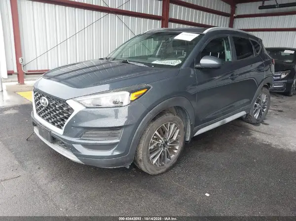KM8J3CAL8KU846261 2019 HYUNDAI TUCSON - Image 2