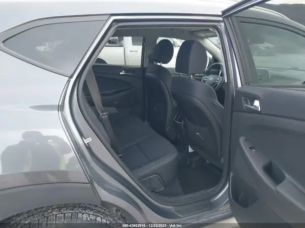 KM8J3CAL8KU852030 2019 HYUNDAI TUCSON - Image 8