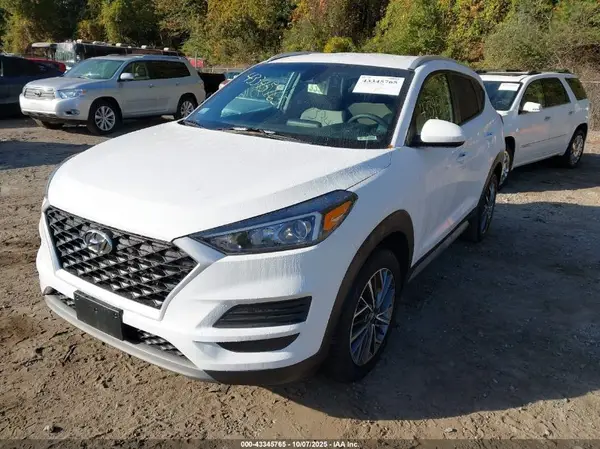 KM8J3CAL8KU898859 2019 HYUNDAI TUCSON - Image 2