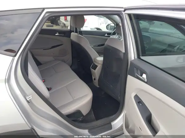 KM8J3CAL8LU102399 2020 HYUNDAI TUCSON - Image 8