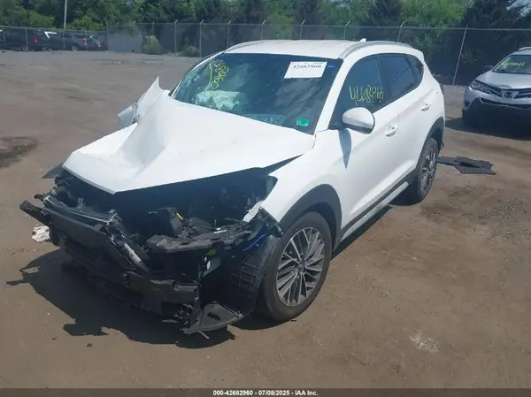 KM8J3CAL8MU335278 2021 HYUNDAI TUCSON - Image 2