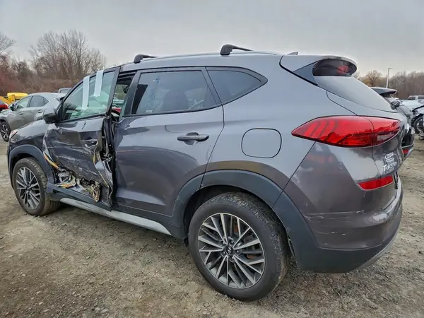 KM8J3CAL8MU371102 2021 HYUNDAI TUCSON - Image 2