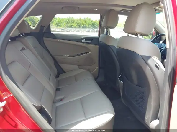 KM8J3CAL8MU374923 2021 HYUNDAI TUCSON - Image 8