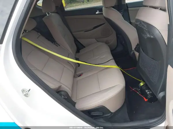 KM8J3CAL8MU410206 2021 HYUNDAI TUCSON - Image 8