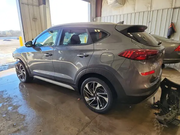 KM8J3CAL9KU028585 2019 HYUNDAI TUCSON - Image 2