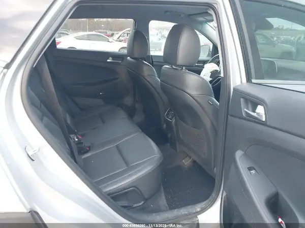 KM8J3CAL9KU029316 2019 HYUNDAI TUCSON - Image 8