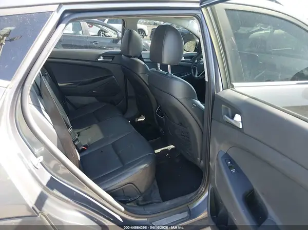 KM8J3CAL9KU047914 2019 HYUNDAI TUCSON - Image 8