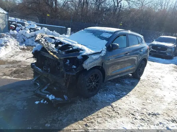 KM8J3CAL9KU928998 2019 HYUNDAI TUCSON - Image 2