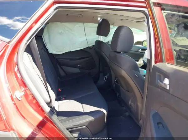 KM8J3CAL9KU930847 2019 HYUNDAI TUCSON - Image 8