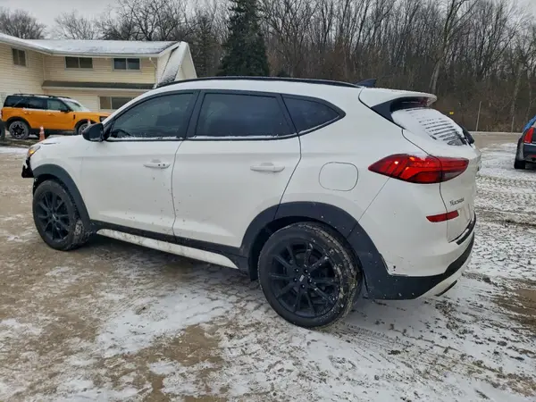 KM8J3CAL9KU964951 2019 HYUNDAI TUCSON - Image 2